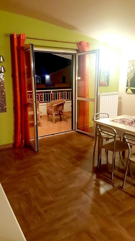 Appartamento Marinella Πίτσο Εξωτερικό φωτογραφία
